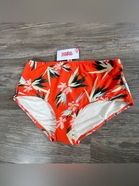 SOLID &STRIPED BIKINI BOTTOM